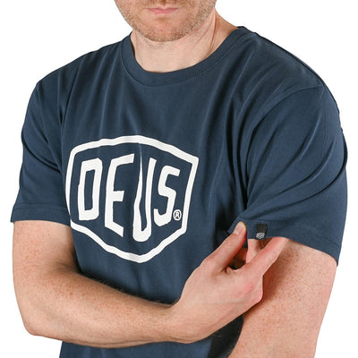 Deus Ex Machina Shield Tee Camiseta Hombre