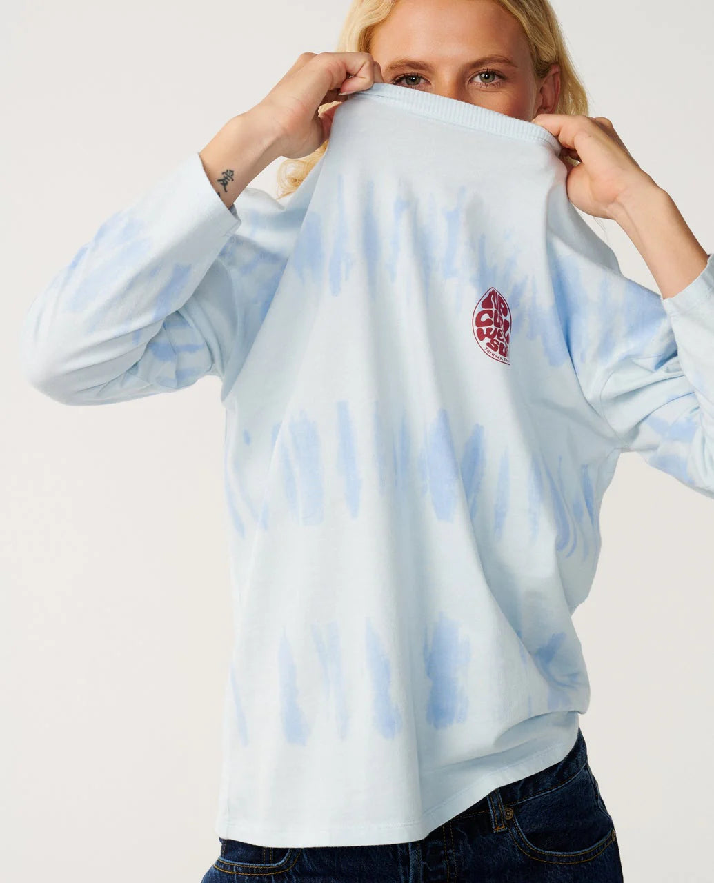 Rip Curl Stephanie Gilmore Tie Dye LS Tee Camiseta Mujer Manga Larga