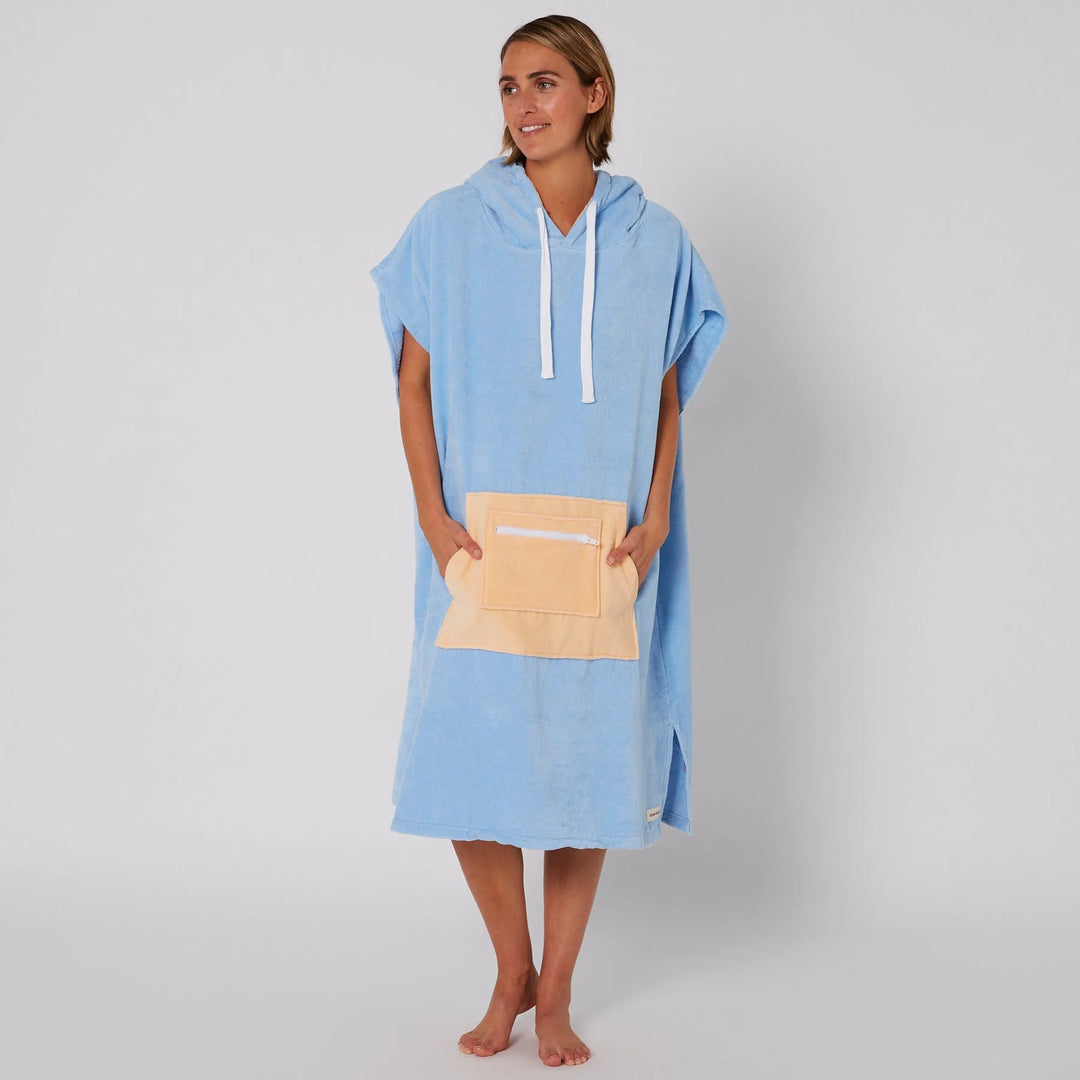 Ocean &amp; Earth Ladies Day Dream Hooded Poncho Chica