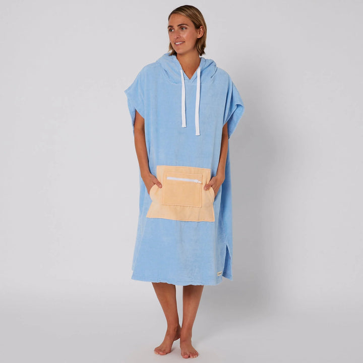 Ocean &amp; Earth Ladies Day Dream Hooded Poncho Chica
