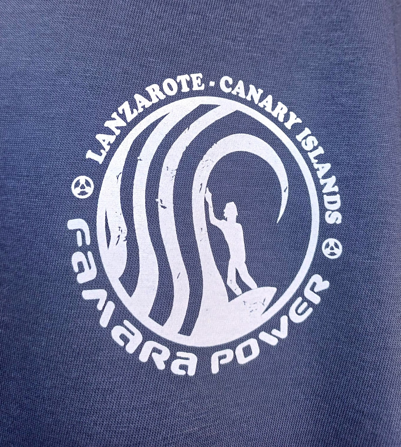 Famara Power Codigo Pequeño Camiseta Adulto Unisex 2025
