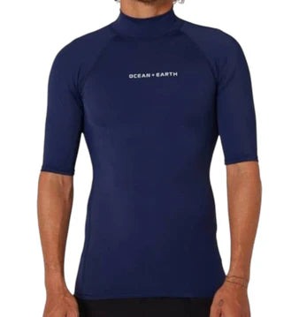 Ocean &amp; Earth Mens Script S/S Licra Hombre