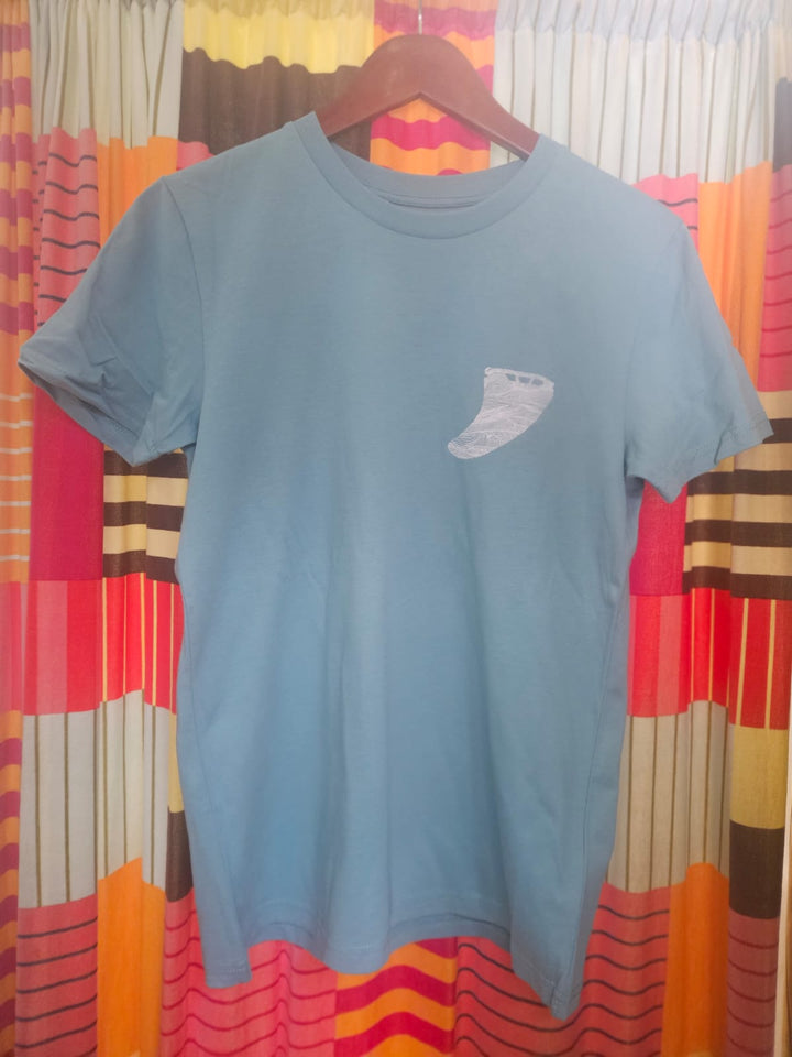 Famara Power Quilla Fin Camiseta Adulto Unisex Teal Monstera