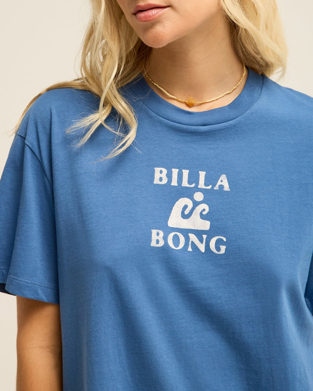 Billabong Surfing in Town Camiseta Manga Corta Mujer