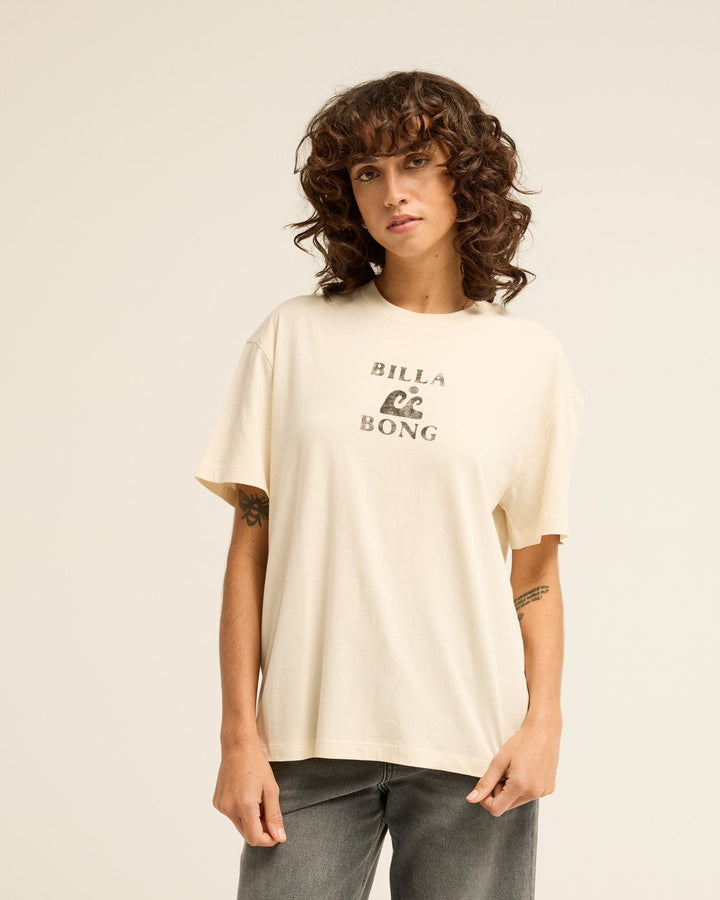 Billabong Surfing in Town Camiseta Manga Corta Mujer